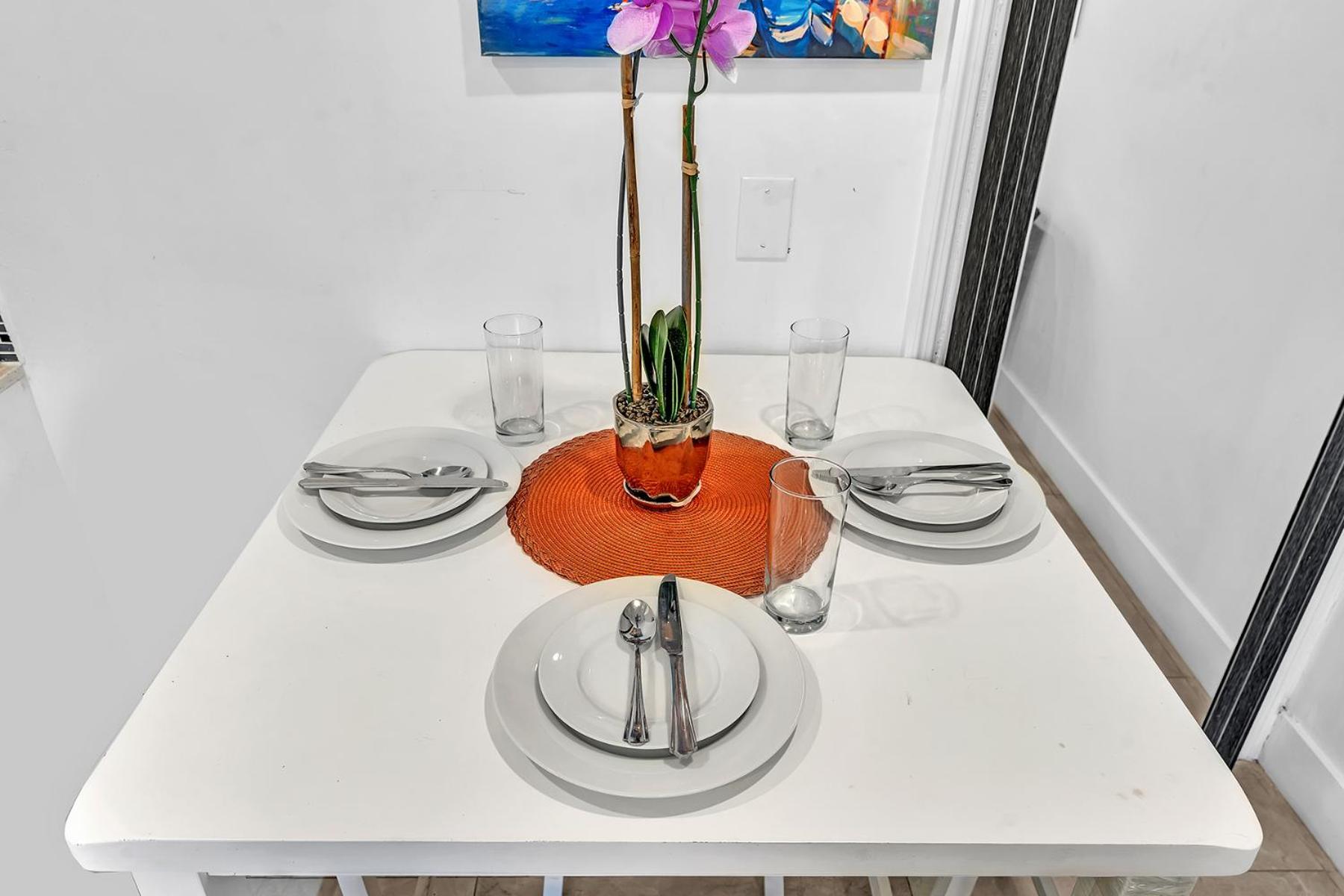 New Boutique 1 Bdrm Close To Beach & Casino #211 Hollywood Exterior photo