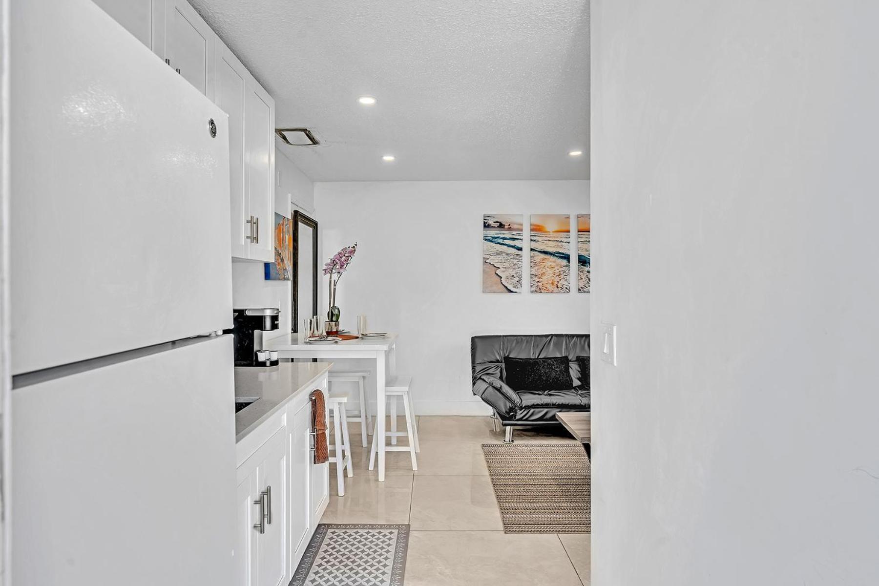 New Boutique 1 Bdrm Close To Beach & Casino #211 Hollywood Exterior photo